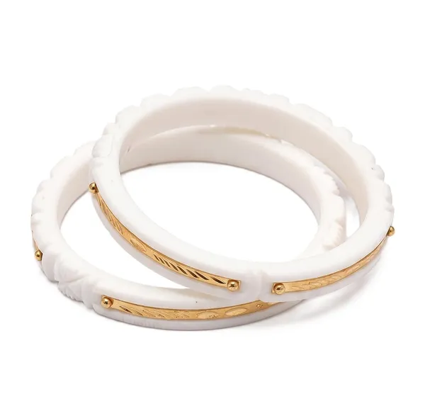 Purabi_Jewels_White_Shell_Shakha_Gold_Plated_Elephant_Mouth_Bangle