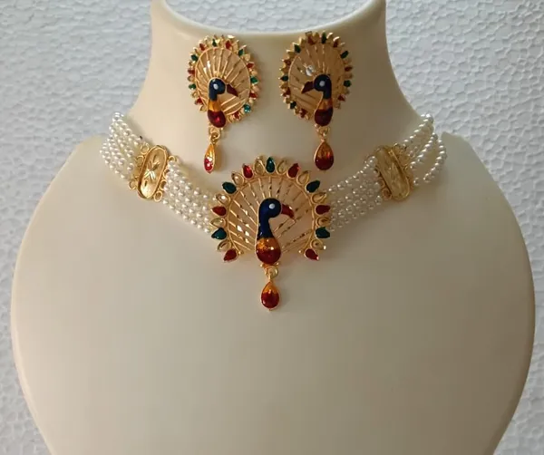 Purabi_Jewels_Peacock_Design_Gold_Plated_Pearl_Moti_Meenakari_Choker_Jewellery_Set