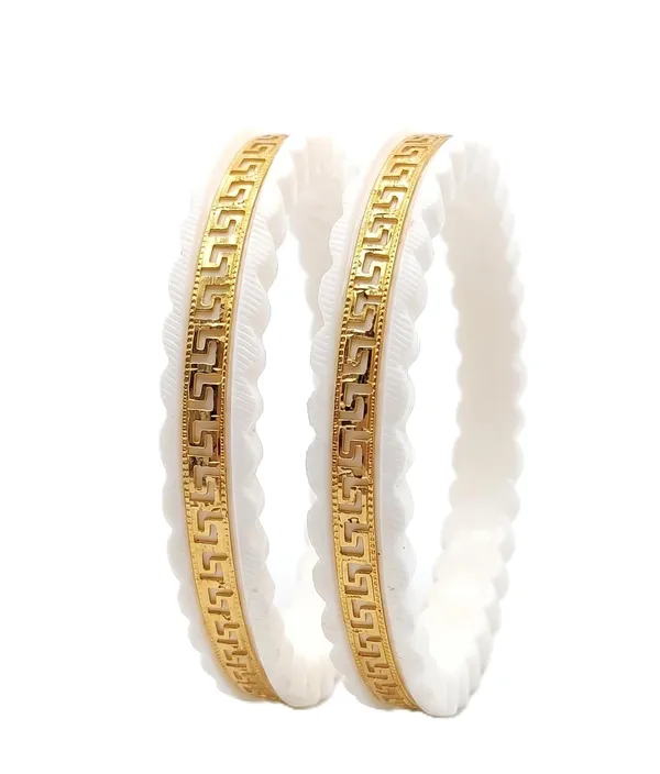 Purabi_Jewels_Swastik_Design_Original_Shakha_Badhano_For_Women_Gold_Plated_Shakha_Pola_Bengali_Bangles_For_Married_Women_Set_Of_2_Pcs_6mm_Broad_White
