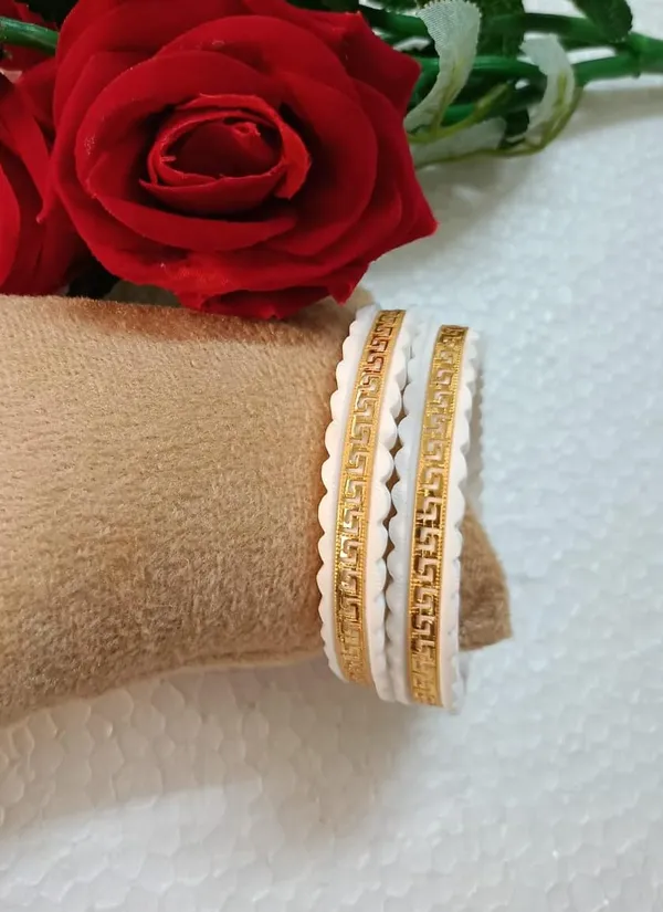 Purabi_Jewels_Swastik_Design_Original_Shakha_Badhano_For_Women_Gold_Plated_Shakha_Pola_Bengali_Bangles_For_Married_Women_Set_Of_2_Pcs_6mm_Broad_White