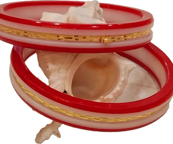 Purabi_Jewels_Premium_3-in-1_Resin_Gold_Plated_Shakha_Pola_Fusion_Bangle_Set_for_Women_–_Elegant_Red_&_White_Plastic_Finish_Handcrafted_Ethnic_Bracelet_Set_–_Perfect_Traditional_Statement_Jewelry_for_Parties,_Weddings_&_Festive_Wear