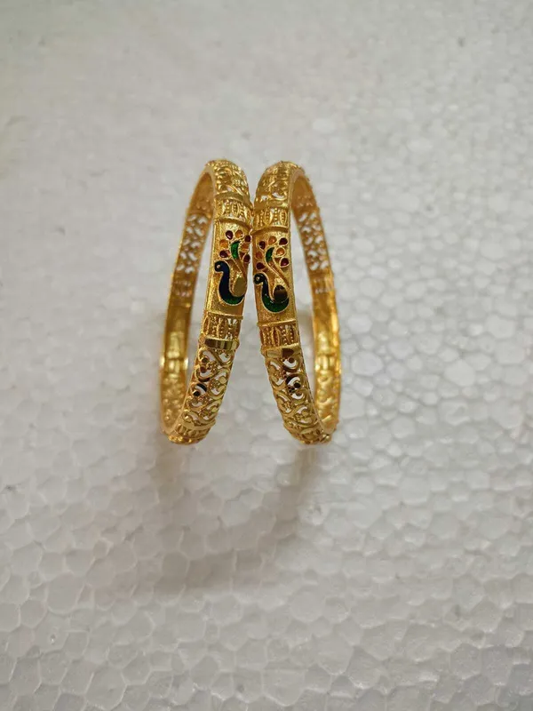 Purabi_Jewels_Gold_Plated_Copper_Bangle_Set_–_Traditional_Trending_Design_for_Daily_&_Festive_Wear