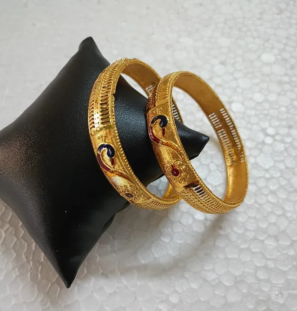 Purabi_Jewels_Gold_Plated_Copper_Bangle_Set_–_Traditional_Trending_Design_for_Daily_&_Festive_Wear