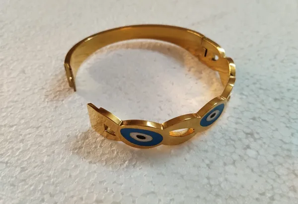 Blue_Alloy_Gold-Plated_Bangle_Set_For_Women_&_Girls