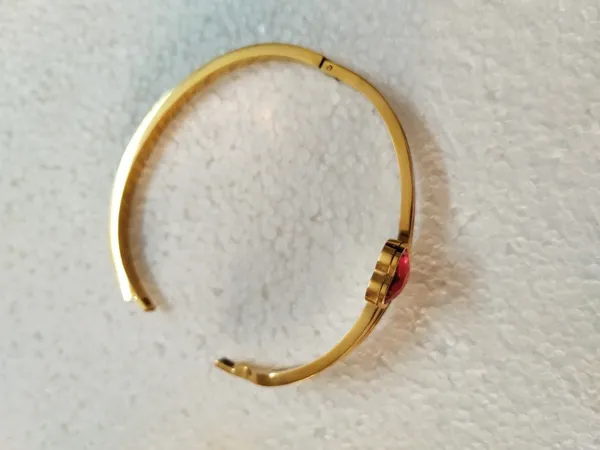 Red_Alloy_Gold-Plated_Bangle_Set_For_Women_&_Girls