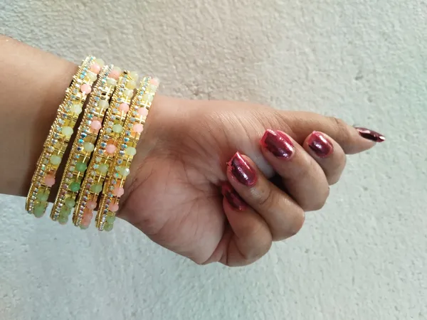 Brass_Gold-Plated_Bracelet_Set_For_Women_&_Girls_(Pack_Of_4)