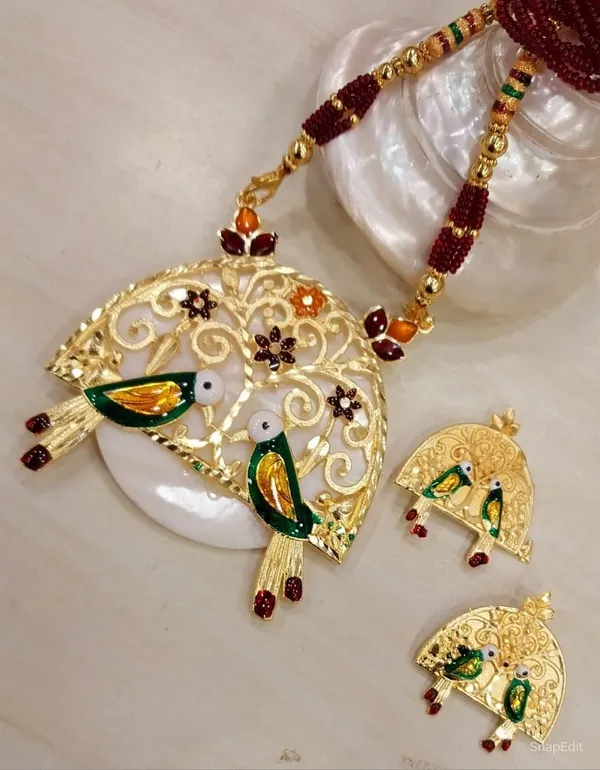 Brass_Gold-Plated_Earring_&_Necklace_Set_For_Women_&_Girls