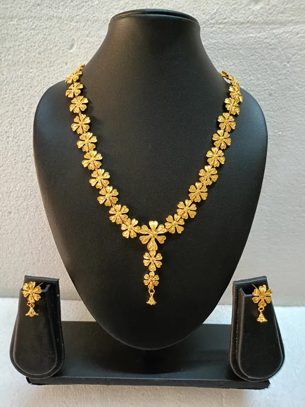 Brass_Gold-Plated_Earring_&_Necklace_Set_For_Women_&_Girls