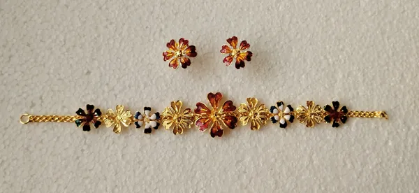 Gold_Brass_Gold-Plated_Earring_&_Necklace_Set_For_Women_&_Girls