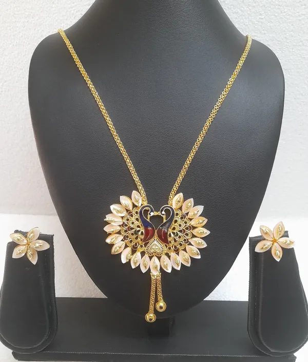 Gold_Shell_Gold-Plated_Earring_&_Necklace_Set_For_Women_&_Girls
