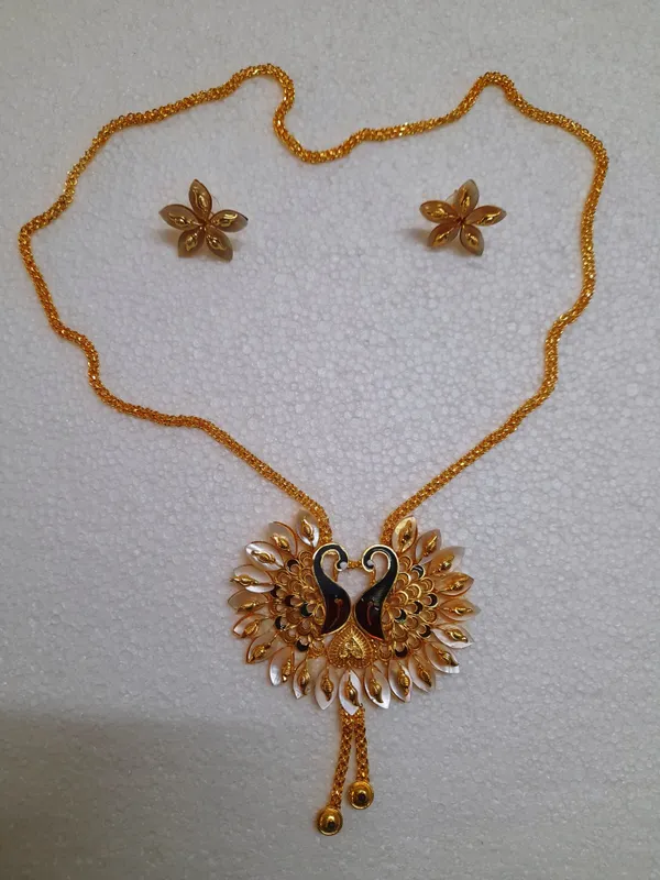 Gold_Shell_Gold-Plated_Earring_&_Necklace_Set_For_Women_&_Girls