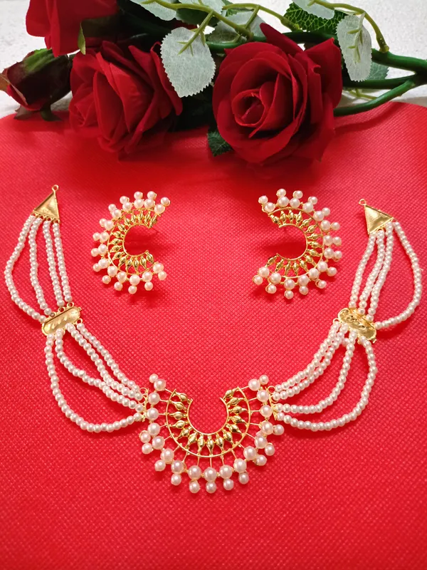 Purabi_Jewels_Gold_Plated_Pearl_Moti_Half_Circle_Chand_Deign_Lohori_Choker_Jewellery_Set_for_Women_and_Girls