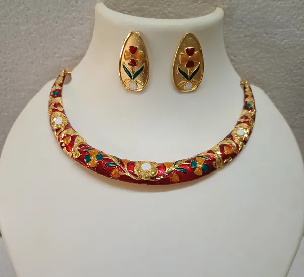 Handcrafted_Gold_Plated_Meenakari_Multicolour_Hasli_Necklace_Set_by_Purabi_Jewels_|_Trendy_Boho_Ethnic_Jewelry_for_Women_&_Girls
