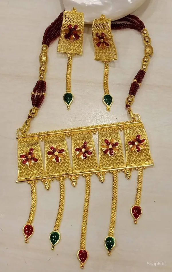 Gold_Brass_Gold-Plated_Earring_&_Necklace_Set_For_Women_&_Girls