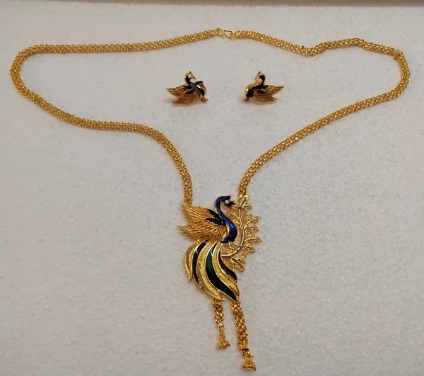 Brass_Gold-Plated_Trending_Earring_&_Necklace_Set_For_Women_&_Girls