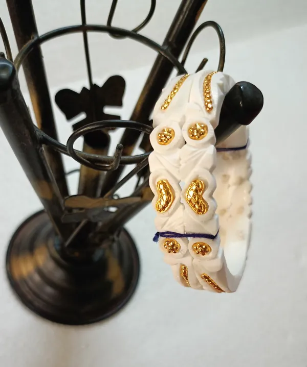 White_Original_Sakha_Badhano_With_Gold_Plating_For_Women_(Pack_Of_2)