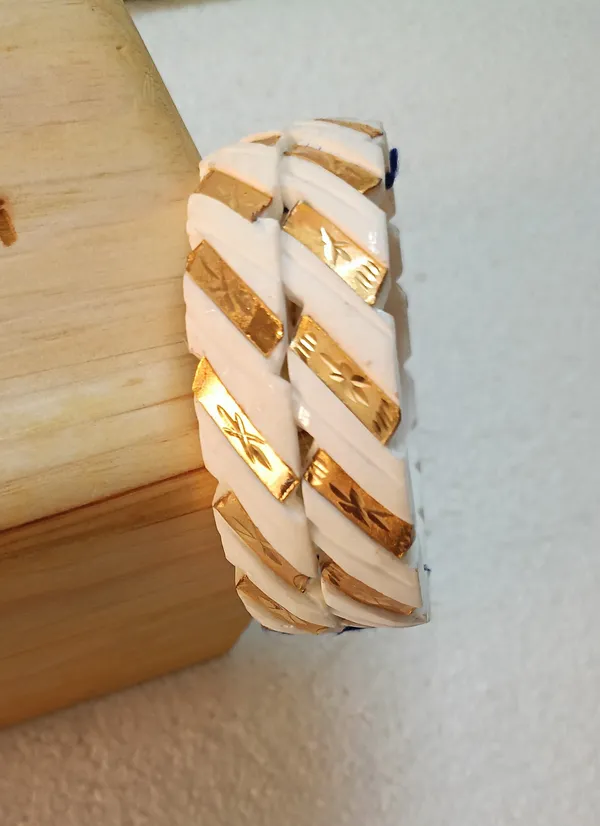 White_Original_Sakha_Badhano_With_Gold_Plating_For_Women_(Pack_Of_2)