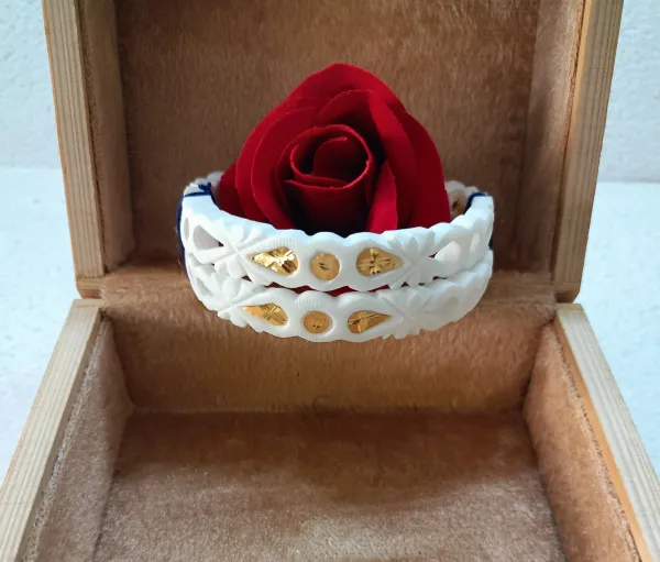 Purabi_Jewels_Original_Shakha_Badhano_Bandhani_with_Heart_Design_Gold_Plating_for_Women/Gold_Handmade_Chudi/Wedding_Chooda_for_Women_(Set_of_2pcs,_8mm_Broad)_-_White