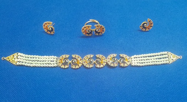 Multicolor_&_Gold_Brass_Gold-Plated_Earring_&_Necklace_Set_For_Women_&_Girls