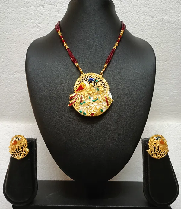 Purabi_Jewels_Gold_Plated_Bird_design_Multiclour_Shell_Jewellery_Set_for_Women_and_Girls