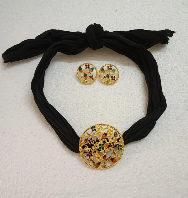 Purabi_Jewels_Gold_Plated_Meena_Round_New_Flower_Necklace_Jewellery_Set_for_Women_and_Girls