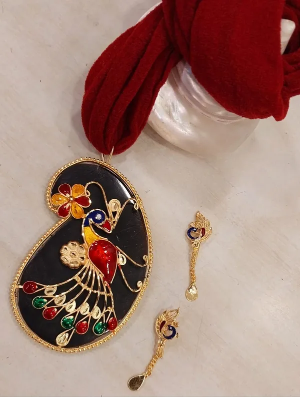 Purabi_Jewels_Gold_Plated_Trending_Multicolour_Peacock_design_on_Shell_Jewellery_Set_for_Women_and_Girls