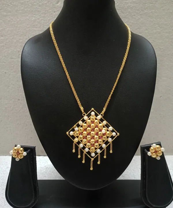 Purabi_Jewels_Gold_Plated_Trending_Unique_Pearl_Moti_Work_Pendant_with_Chain_Necklace_Jewellery_Set_for_Women_&_Girls_|_Traditional_Bridal_Long_Necklace_|_Ethnic_Festive_Designer_Jewelry