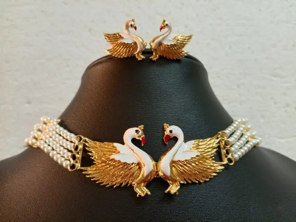 Purabi_Jewels_Gold_Plated_White_Double_Swan_Design_Pearl_Moti_Chic_Choker_Jewellery_Set_for_Women_and_Girls