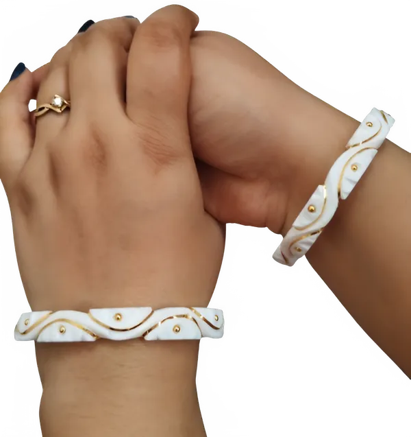 Purabi_Jewels_Golden_Kanju_Design_Original_Shakha_Badhano_Bandhani_with_Gold_Plating_for_Women_Yellow_Gold_Pola_Bangles_(Set_of_2pcs,_6mm_Broad)_-_White