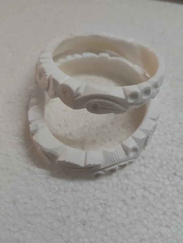 Purabi_Jewels_Handcrafted_Original_Shakha__Conch_Shell_Broad_White_Bangles_|_Bengali_Bangles_for_Married_Women