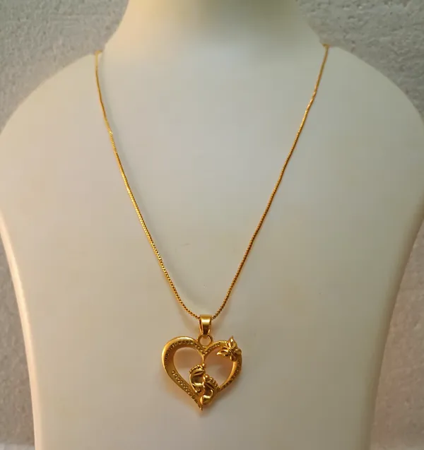 Purabi_Jewels_Handmade_Golden_Ethnic_One_Gm_Gold_Plated_Heart_Shape_Valentine_Pendant_for_Women_and_Girls