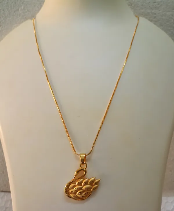 Purabi_Jewels_Handmade_Golden_Ethnic_One_Gm_Gold_Plated_Swan_Design_Valentine_Pendant_for_Women_and_Girls