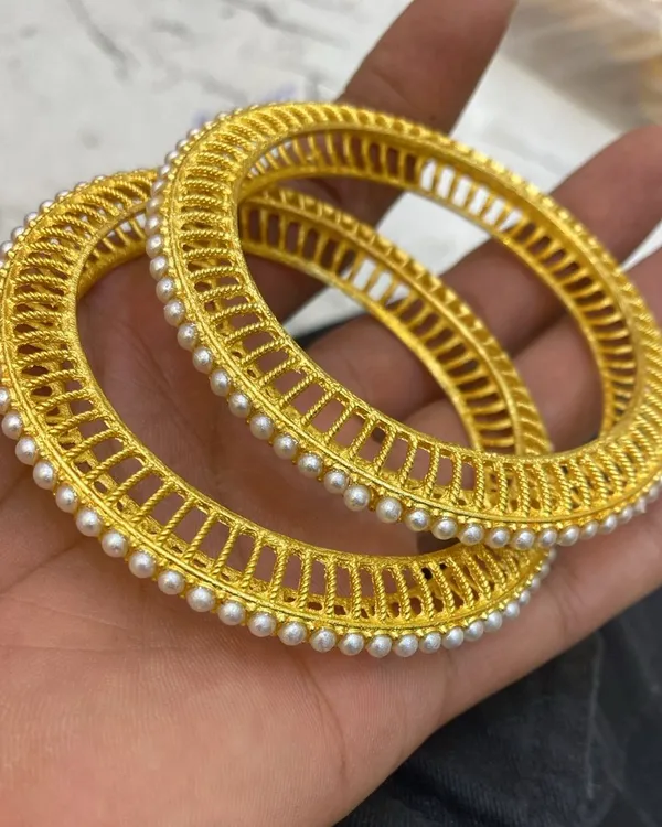 Purabi_Jewels_Womens_Set_Of_2_Gold-Plated_White_Pearls-Studded_Handcrafted_Bangles