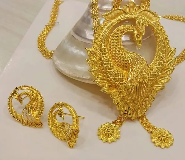 Purabi_Jewels_Elegant_Gold_Plated_Peacock_Mayur_Design_Tie_Chain_Necklace_With_Matching_Earrings_For_Women_Girls