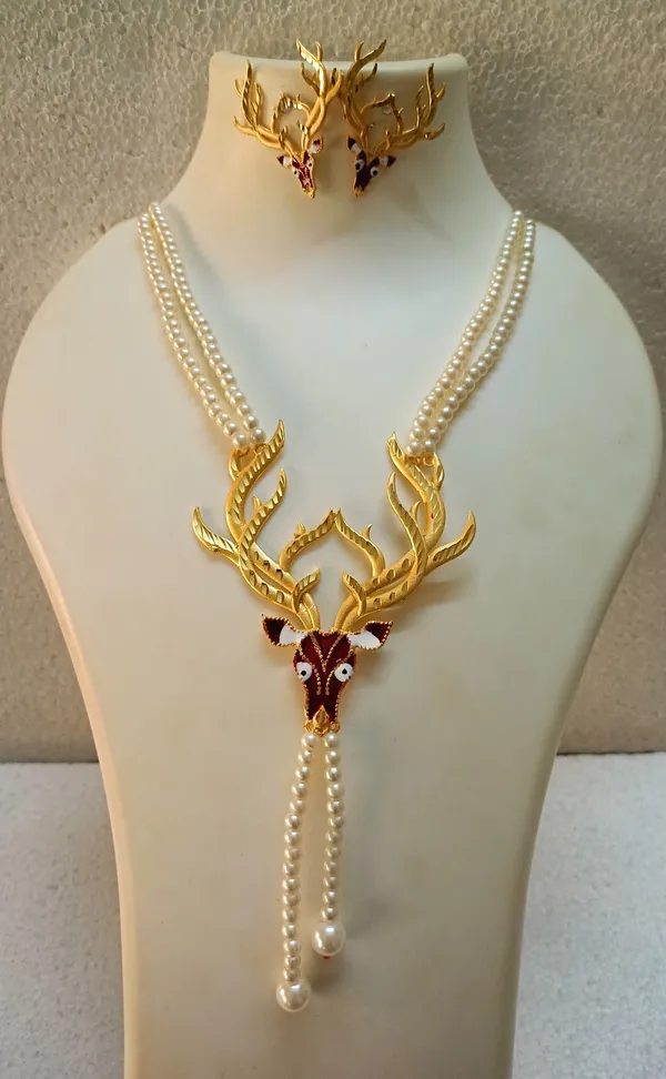 Purabi_Jewels_Pearl_Moti_Reindeer_Design_Choker_Necklace_Set_with_Matching_Earrings_for_Women_and_Girls