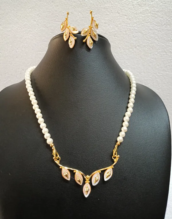 Shell_Gold-Plated_Earring_&_Necklace_Set_For_Women_&_Girls