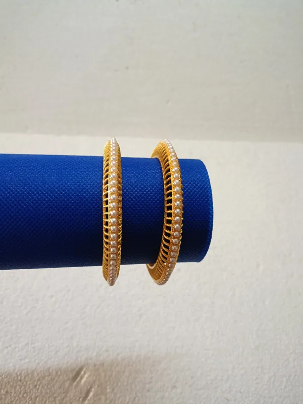 Purabi_Jewels_Womens_Set_Of_2_Gold-Plated_White_Pearls-Studded_Handcrafted_Bangles