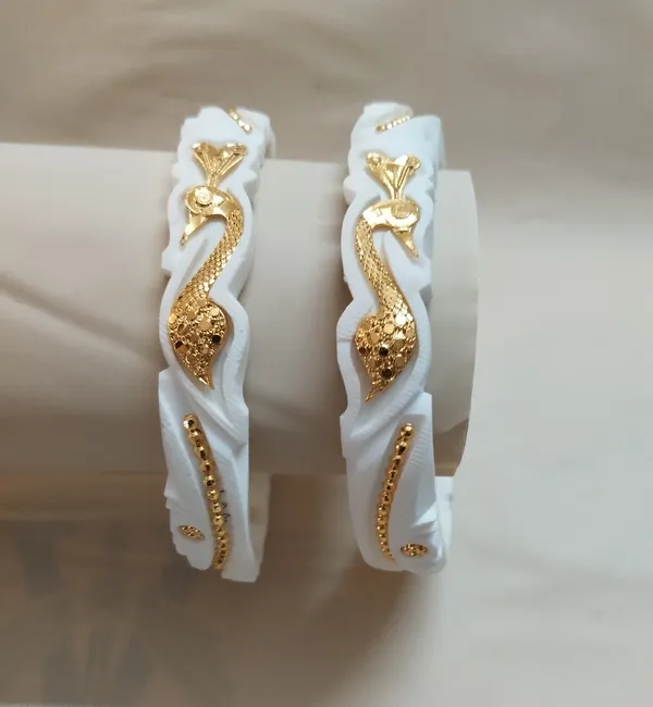 Purabi_Jewels_Original_Shakha_Badhano_with_Gold_Plating_Beautiful_Double_Peacock_Jora_Mayur_Design_for_Women_Yellow_Gold_Pola_Bangles/Gold_Handmade_Chudi/Wedding_Chooda_for_Women_(Set_of_2pcs)