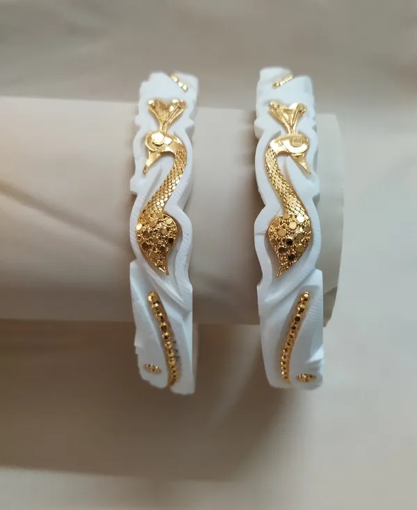 Purabi_Jewels_Original_Shakha_Badhano_with_Gold_Plating_Beautiful_Double_Peacock_Jora_Mayur_Design_for_Women_Yellow_Gold_Pola_Bangles/Gold_Handmade_Chudi/Wedding_Chooda_for_Women_(Set_of_2pcs)