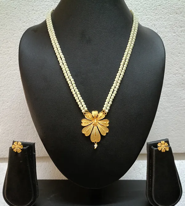 Purabi_Jewels_Flower_Design_Pearl_Moti_Unique_Trending_Double_Strand_Necklace_with_Locket_Jewellery_Set_for_Women_and_Girls
