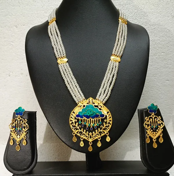 Purabi_Jewels_Gold_Plated_Blue_Chandbali_Ranihar_Set_with_Pearl_Moti_work_for_Women_and_Girls