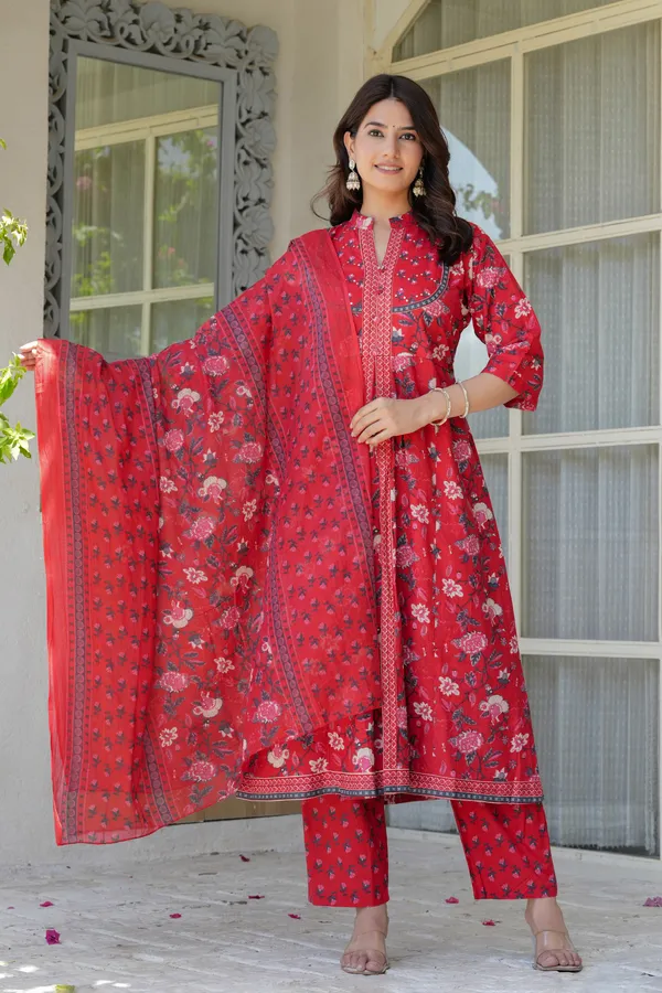 Pink_Flower_Printed_Three_Piece_Suit