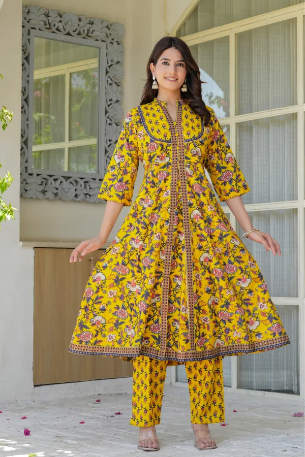 Yellow_Flower_Printed_Three_Piece_Suit