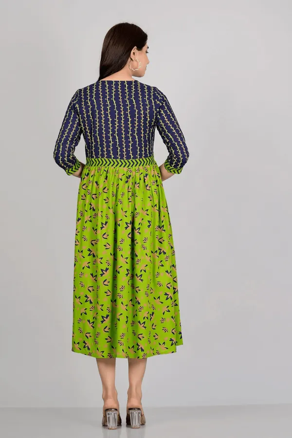 Green_Rayon_Aliya_Cut_Casual_Gown