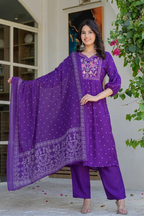 Purple_Neck_Embroidered_Kurta_Set