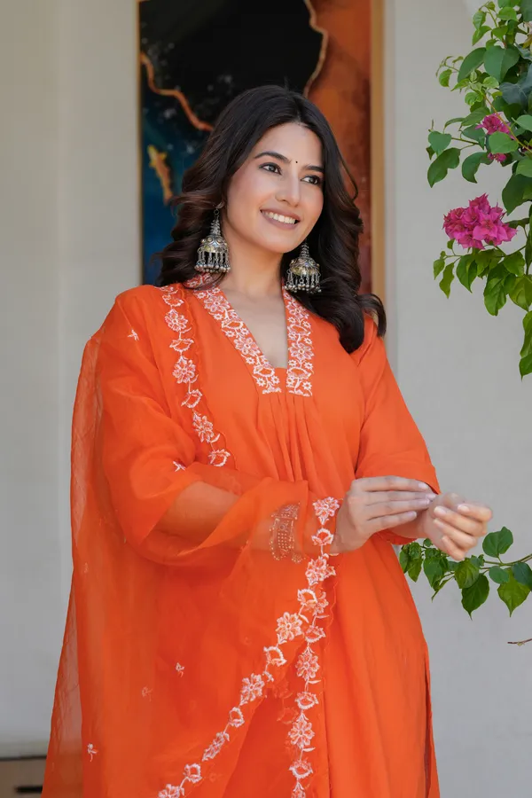 Orange_Neck_Embroidered_Kurta_Set
