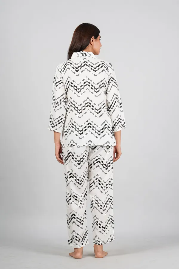 White_Cotton_Patterned_Night_Suit