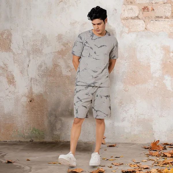 Grey_Stylish_Tye-Dye_Oversize_T-Shirt_And_Shorts_For_Men