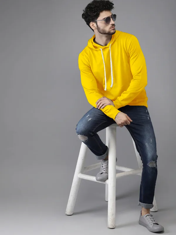 Yellow_Stylish_Plain_Hoodie_For_Men