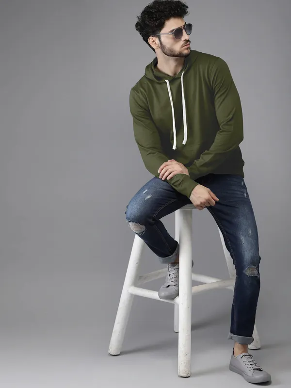 Olive_Stylish_Plain_Hoodie_For_Men
